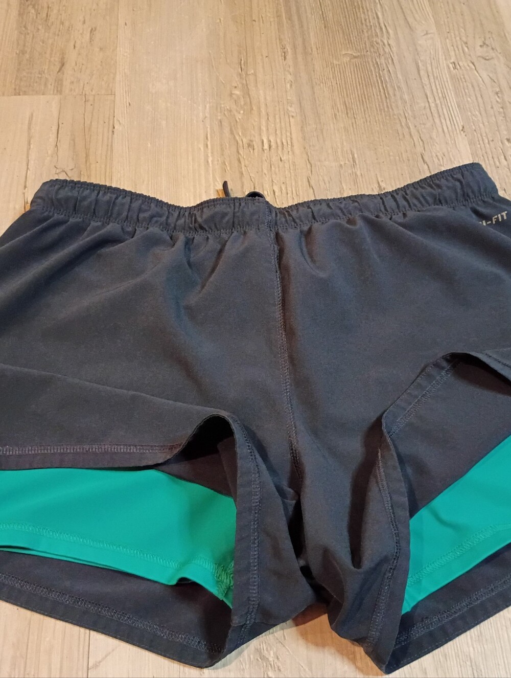 Nike - Picture 6 of 6